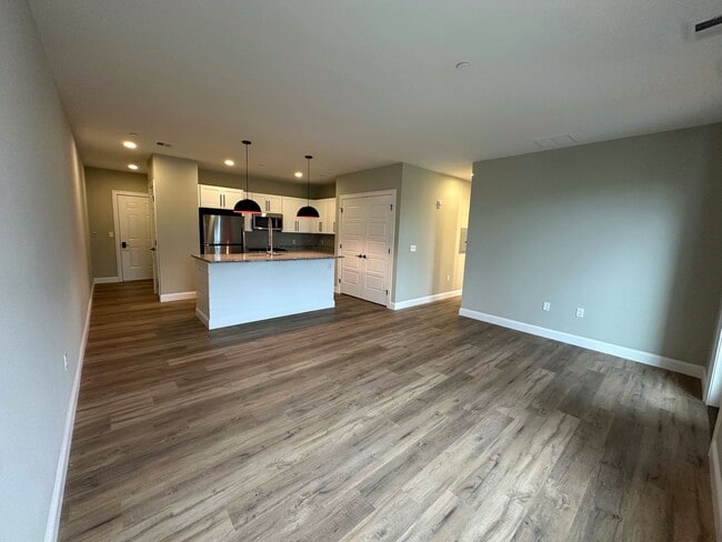 Photo - Central @ Waterford Woods