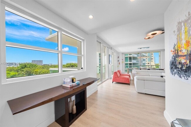 Photo - 2645 S Bayshore Dr Unit 601