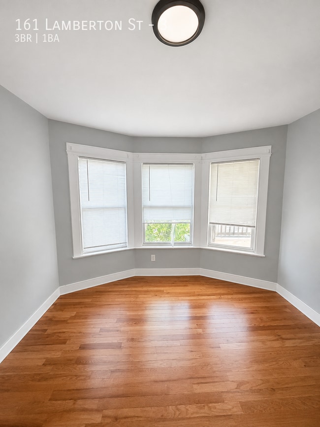 Photo - 161 Lamberton St Unit 3