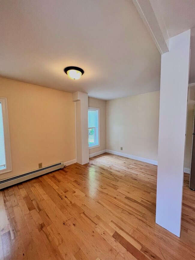 Photo - 52 North St Unit APT A