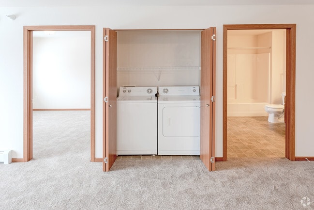 2BR, 2BA