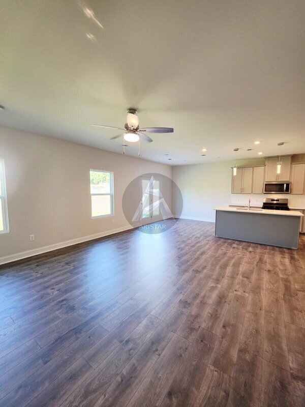 107 Ledgemont Wy