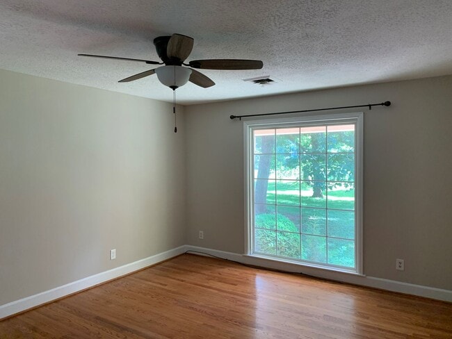 Photo - Split Foyer Home in Rustburg
