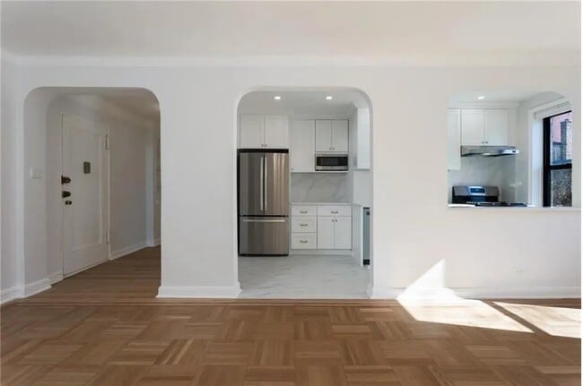 Photo - 415 Ocean Pkwy