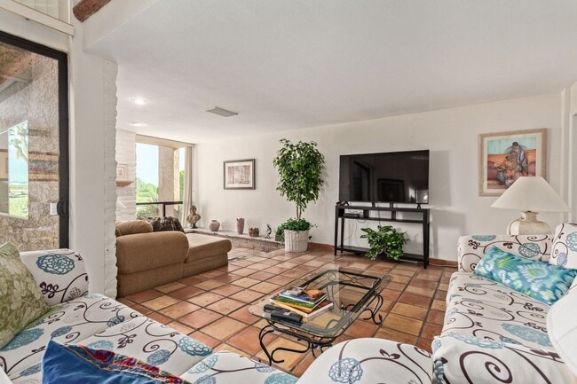 Photo - RESORT Style FULLY-FURNISHED Condo in Para... Unit 49