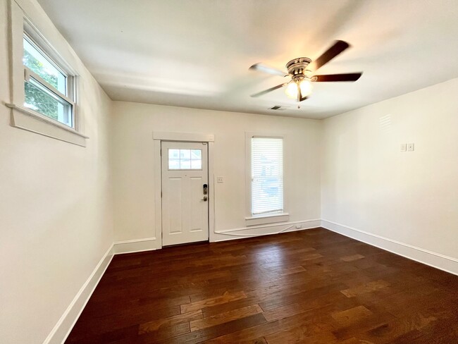 Living Room - 669 Atwood St