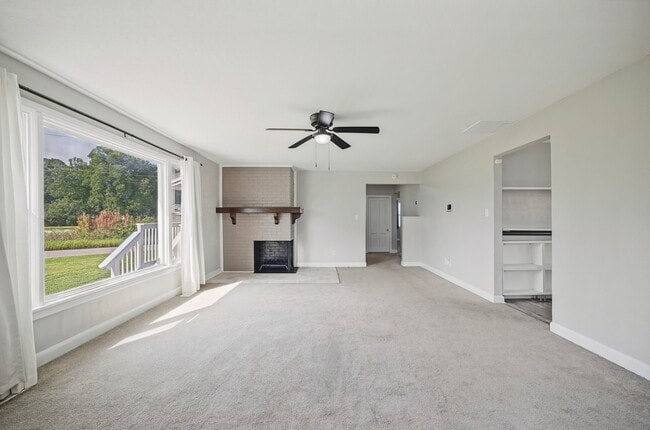 Photo - 3600 Mariner Ave