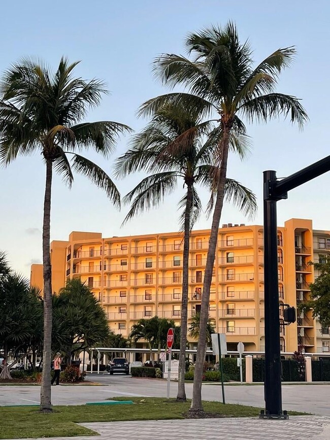 Photo - 1629 Riverview Rd Unidad 420