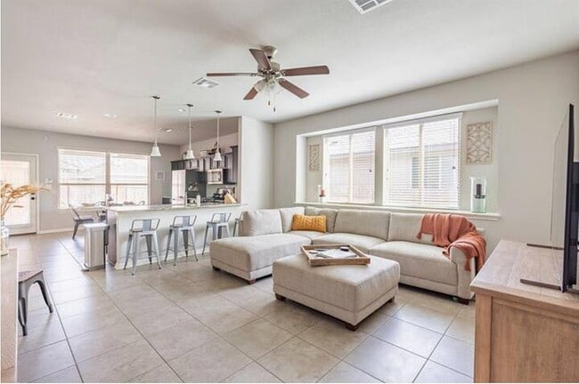 Photo - 106 Alford St