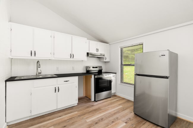 Photo - 2035 O'Neil Rd Unit C