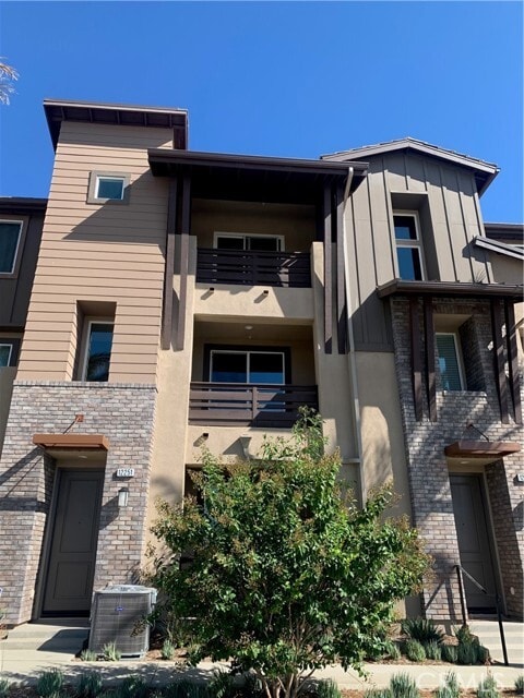 Building Photo - 12251 Cielo Dr
