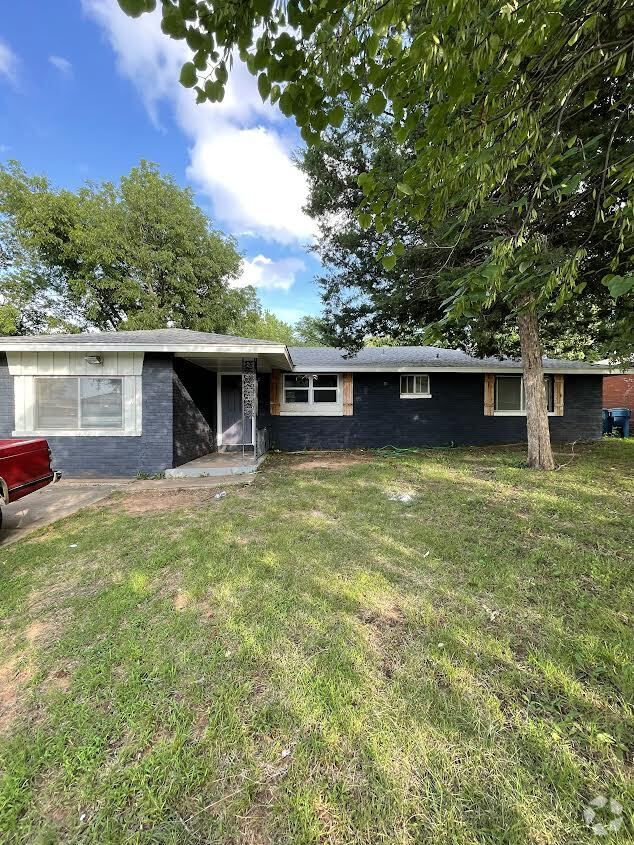 Building Photo - 848 E Steed Dr Rental