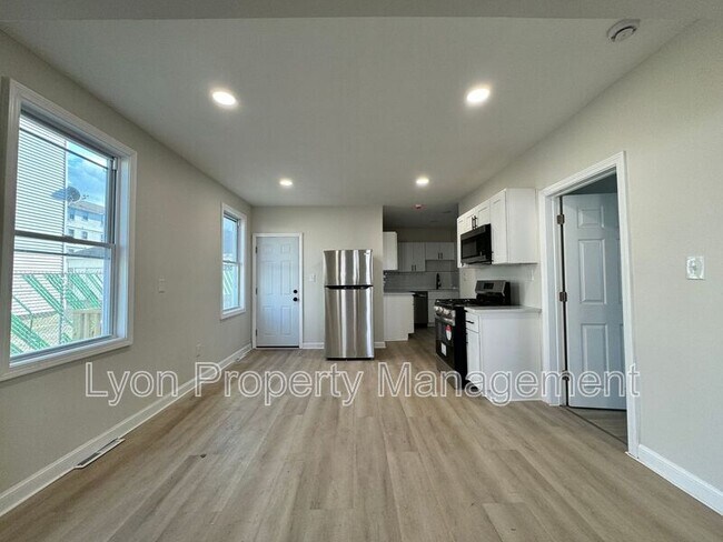 Photo - 204 Chapin Ave Unit 3F