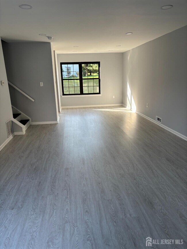 137 Abbot Ct