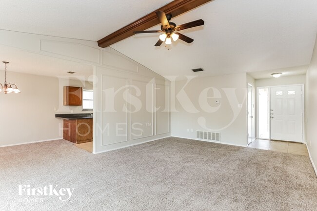 Photo - 6505 Pilgrim Ln