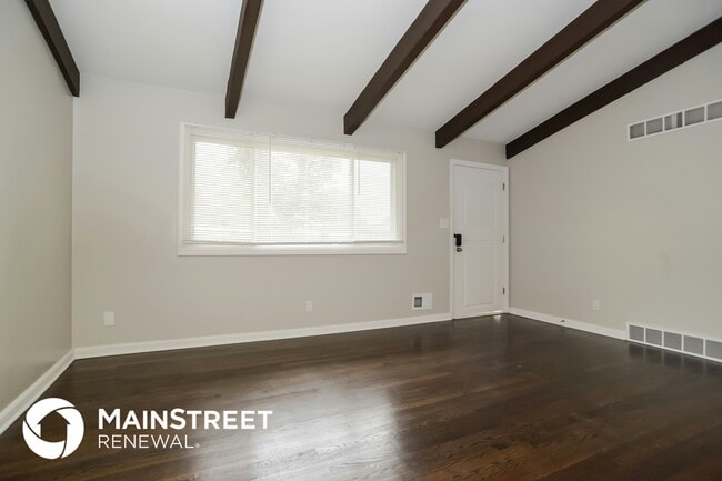 Photo - 6852 N Montrose Ave