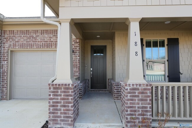 Photo - 188 Clift Crk Dr