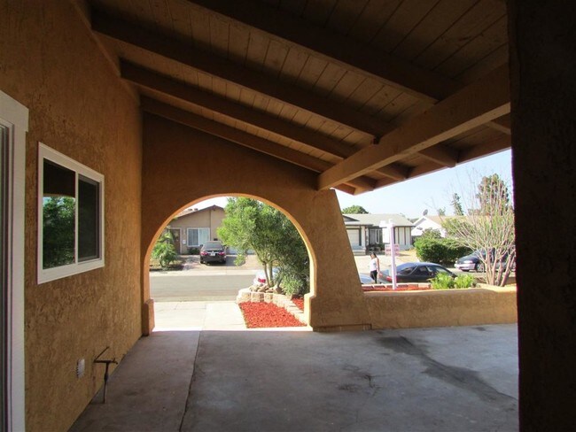 Photo - 8050 Columbus St