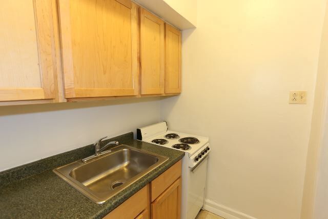 562 W Arlington Pl Unit 612