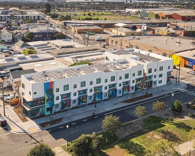 ArtHaus Mandela Apartment Unit B Oakland, CA