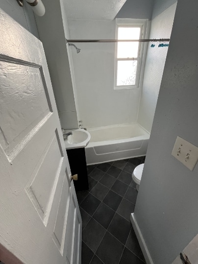 Photo - 811 W 4th St