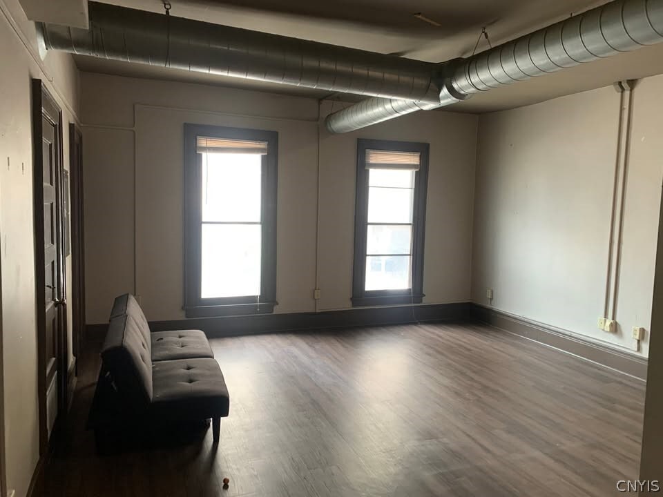 Photo - 129 W Fayette St