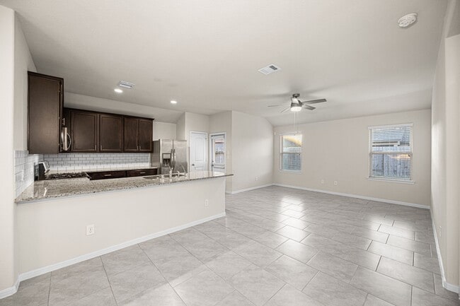 Photo - 8014 Ecru Ln