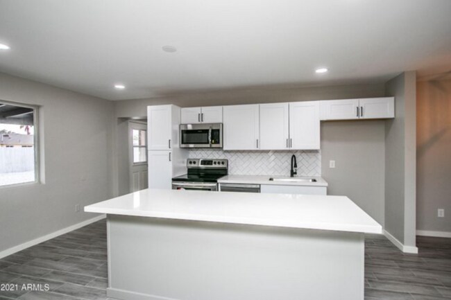 Photo - Beautiful remodel home near ASU