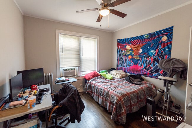 Photo - 3545 N Troy St Unit 2