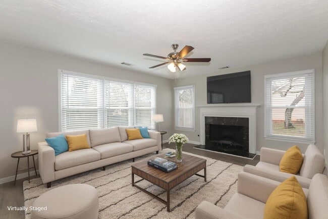 Photo - 2403 Scarlet Ln SE