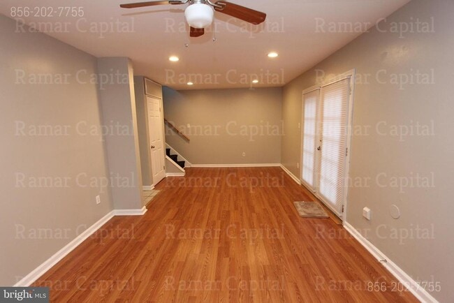 Photo - 207 Hampshire Rd Townhome