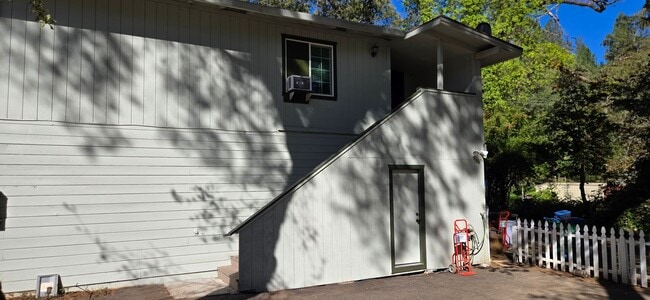 Photo - Charming 2 bedroom apartment