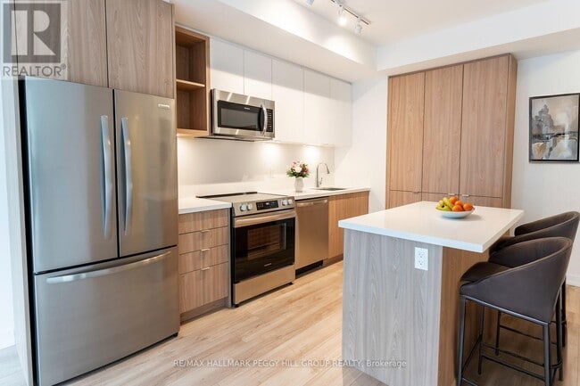 Photo - 333 Sunseeker Ave Unit 406