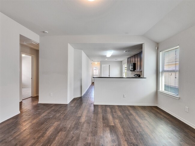 Photo - 2806 Morgensen Dr