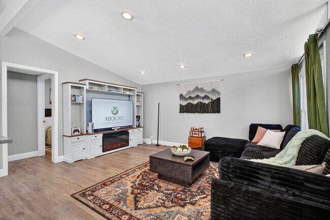 Photo - 1004 Airport Blvd Unit ID1337875P