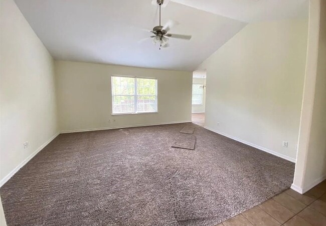 Photo - 6 Olmsted Ln