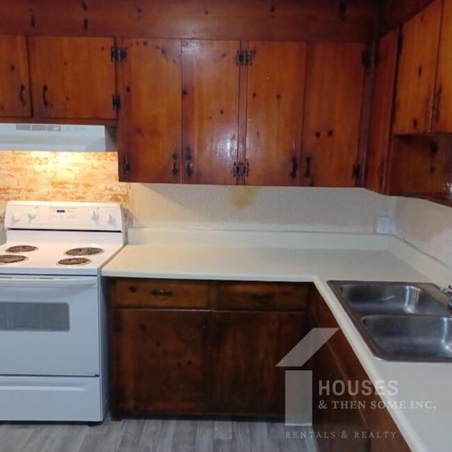 Photo - 714 Farley Ave