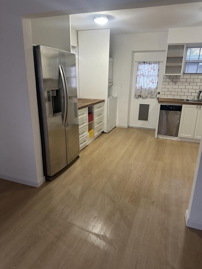 Photo - 2435 McKinley St