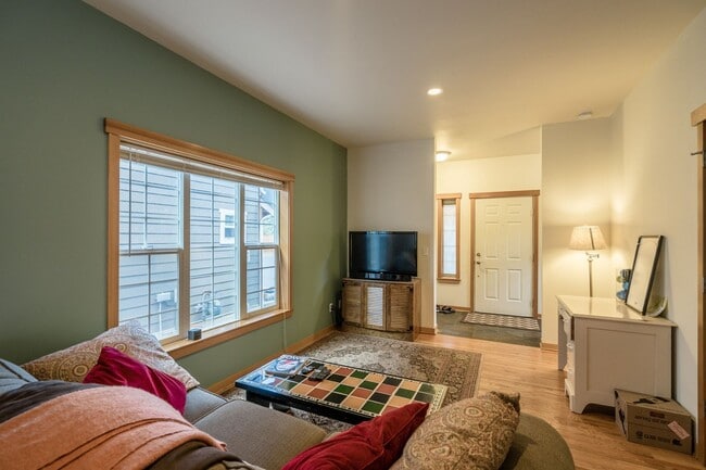 Photo - 4033 Belltown Ct Unit 4033