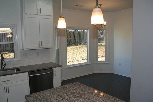 Photo - 200 E Nolley Dr