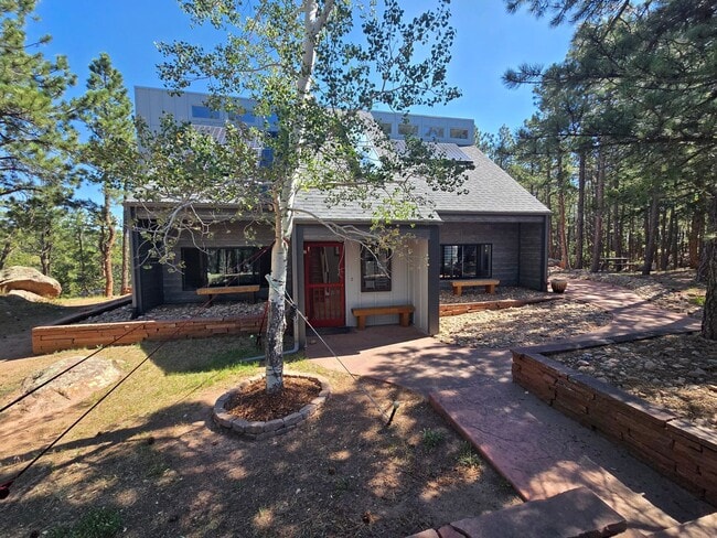 Building Photo - Exceptional Boulder Close-in Mountain Retreat 2 bedroom home with loft and studio just 3 miles fr...