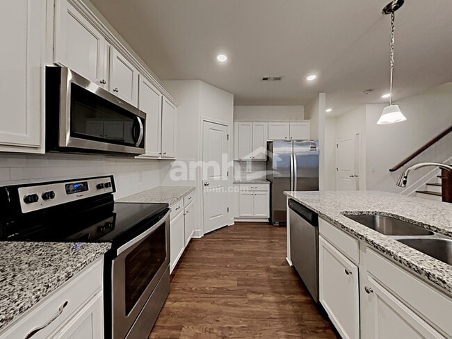 Photo - 5075 Trailwater Dr