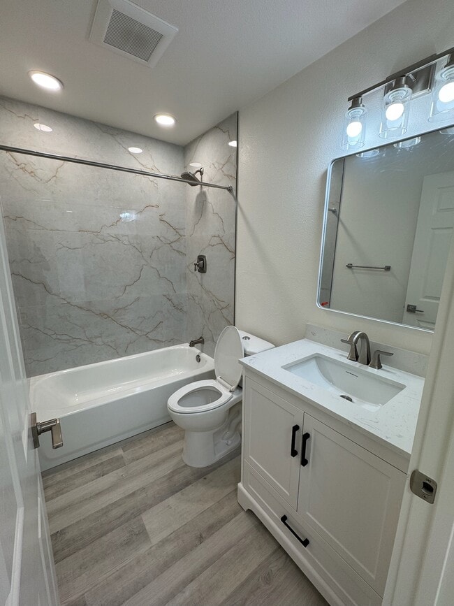 Photo - 21944 Arbor Ave