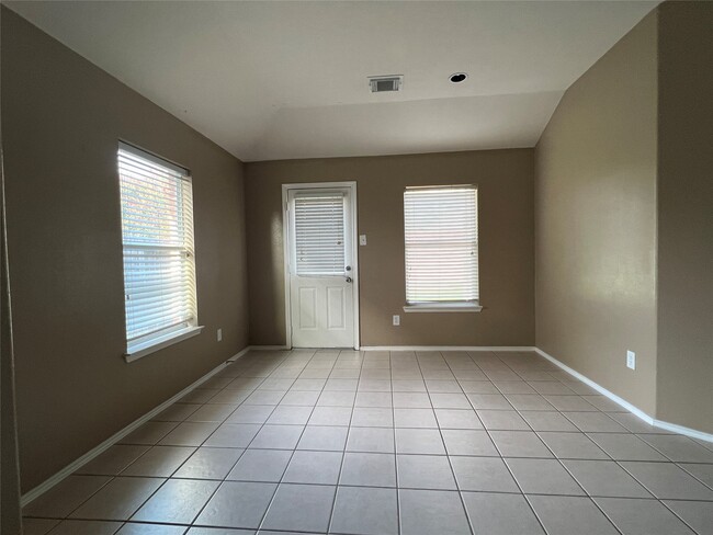 Photo - 7523 Blossommist Ln