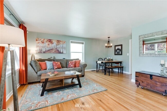 Photo - Beautiful Craftsman House with Large Yard and Detached Garage!