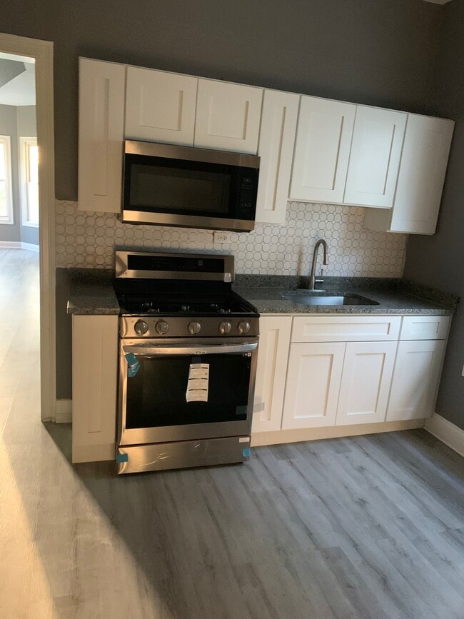 Photo - 5431 S Wolcott Ave Unit Wolcott  1