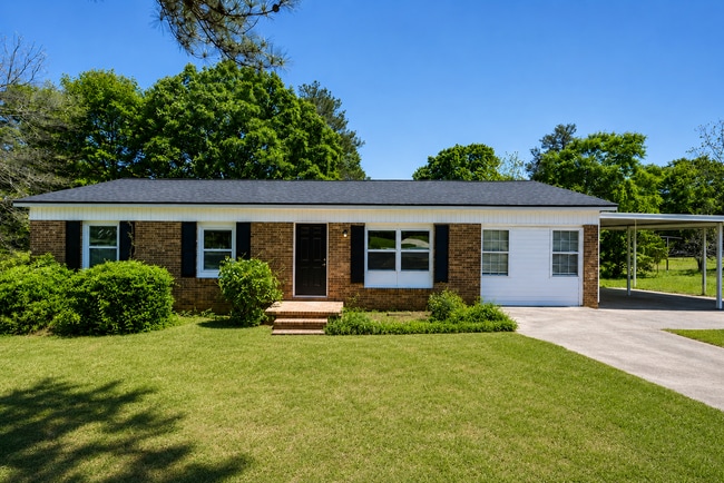 Building Photo - 427 Gun Club Rd