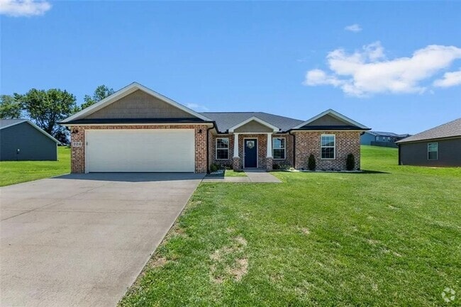 Building Photo - Beautiful Home in Savers Farm – Jackson, MO