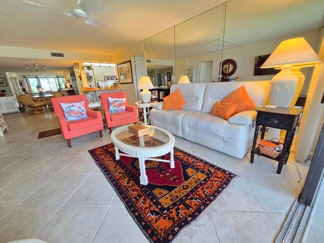 1357 NE Ocean Blvd Unit 205