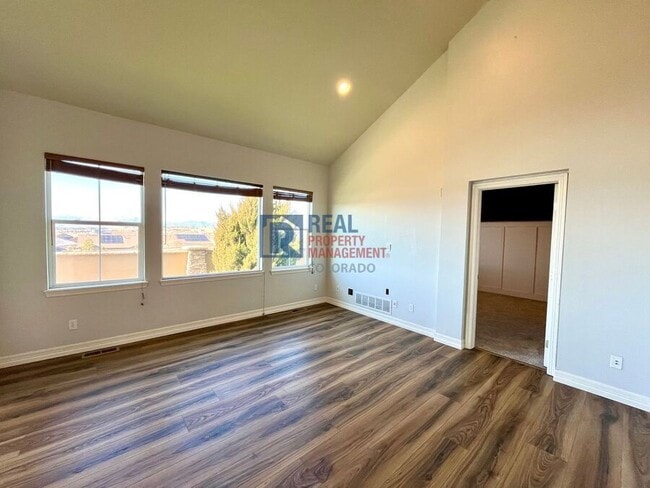 Photo - 7665 Buckeye Tree Ln